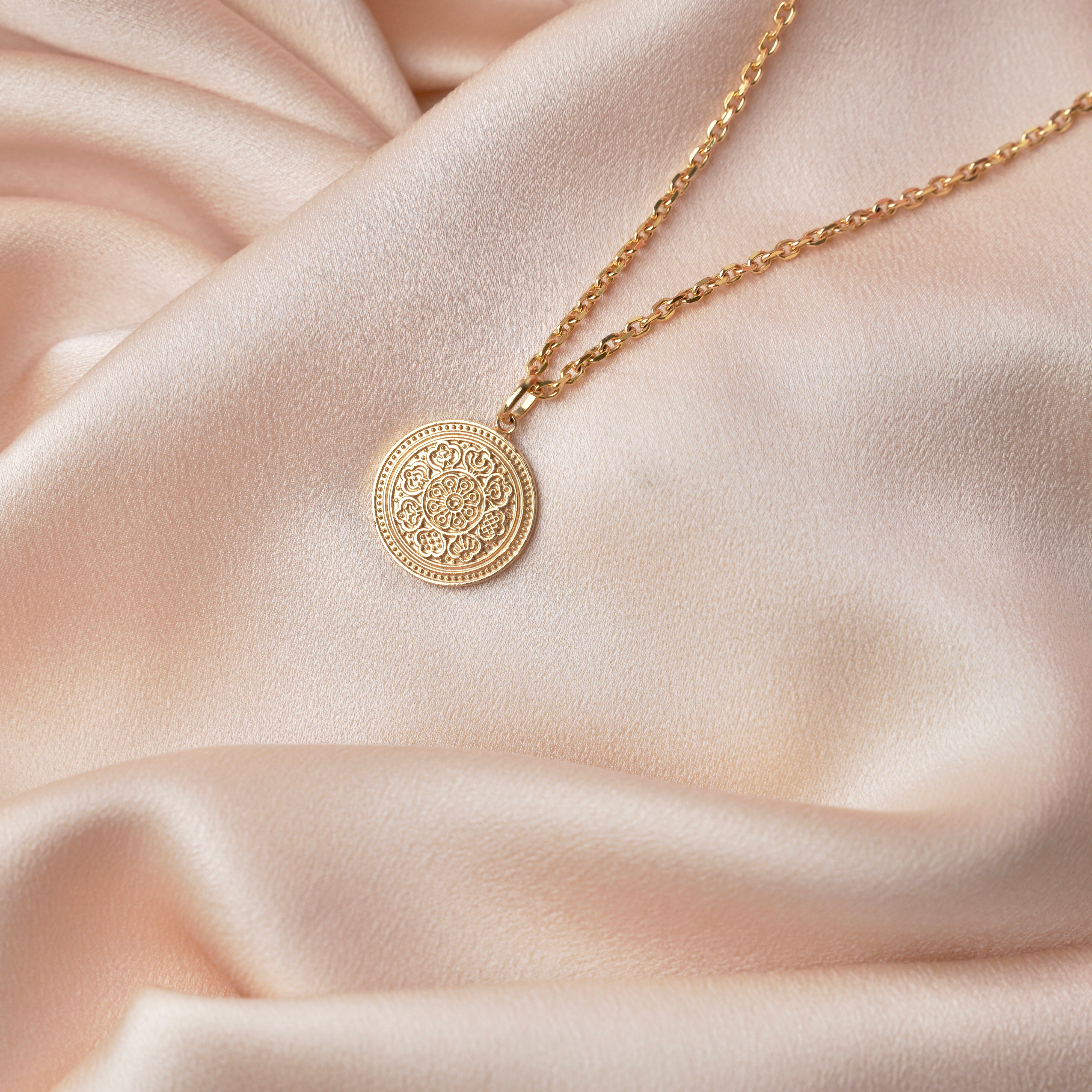 Comment choisir le bon collier pour votre morphologie